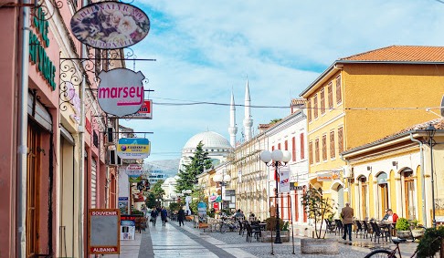 Shkodra me e prekura nga pandemia: Me shume biznese te mbyllura ne vend